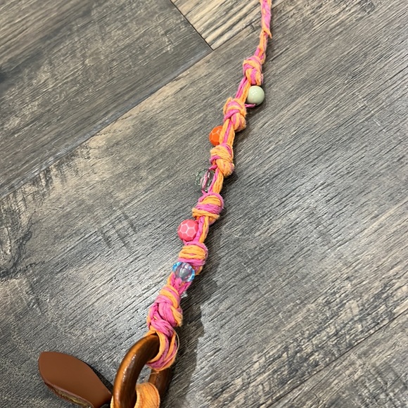 Kelly & Katie Colorful Straw Mini Bag perfect for the beach - Picture 3 of 6